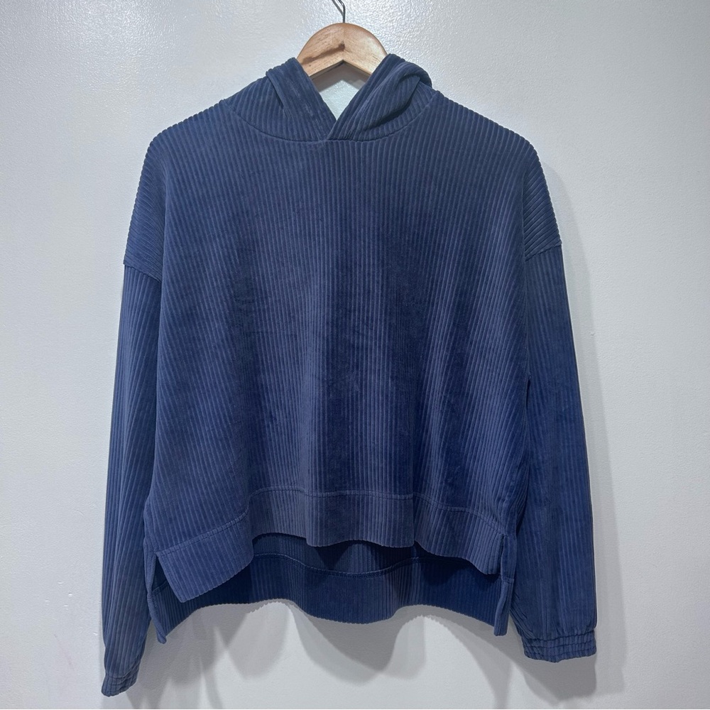 Aerie Women’s Blue Groove-On Velour Cropped Hoodie‎ Size S